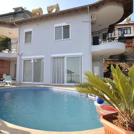 Halit Alanya